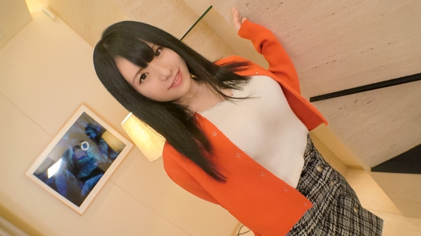 SIRO-4846 【安静的毛茸茸的女孩】【其实闷闷不乐】从不见面不出门的安静的室内女孩,实际上是闷闷不乐的用振动器自慰。应用业馀,第一次 AV 拍摄 297