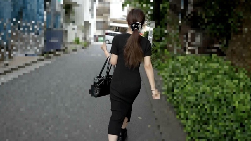 FC2-PPV-4792519 「業餘廁所高潮」系列第37話!廣告公司職員Mayu(25歲)是一名「小變態廁所女孩」。